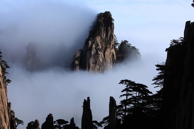 中(zhong)國(guo)20箇(ge)美豔絕倫的(de)景觀，你去過(guo)10箇(ge)就算旅遊達人(ren)啦